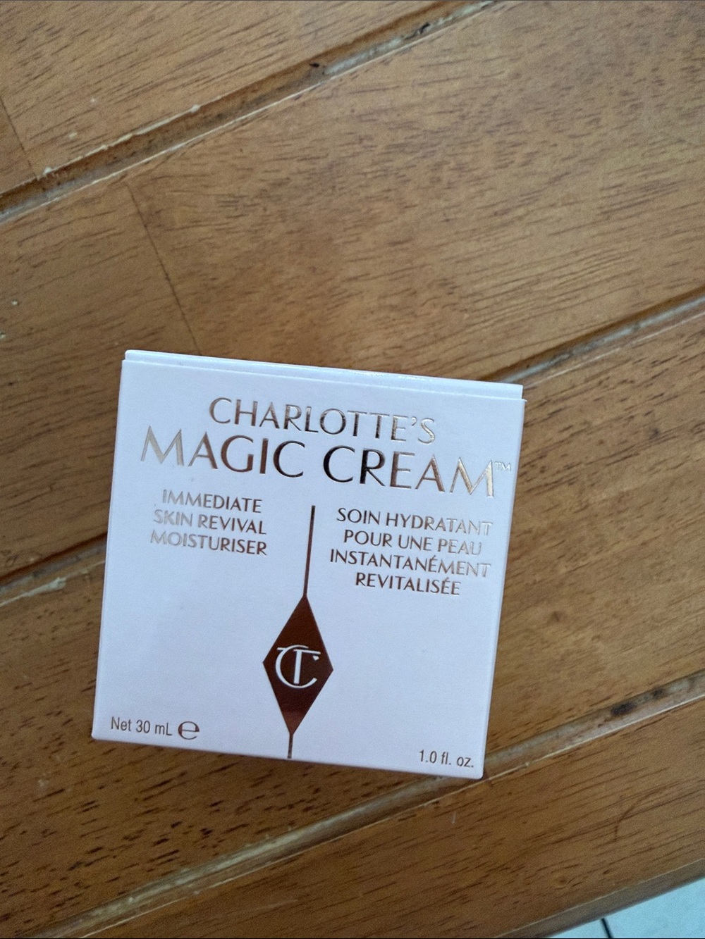 Charlotte Tilbury Magic Cream Box - White & Gold Accents